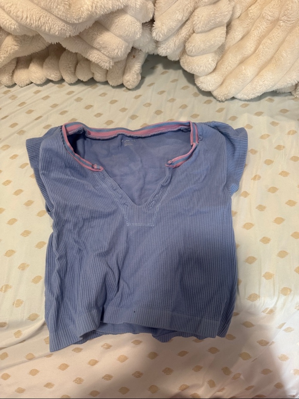 urban outfitters Ribbed V-Neck Women's Top in Lavender with Pink Trim